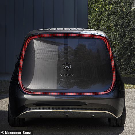 similarly dramatic light arrangement dominates at the back, with an almost square structure outlining the entire rear window panel