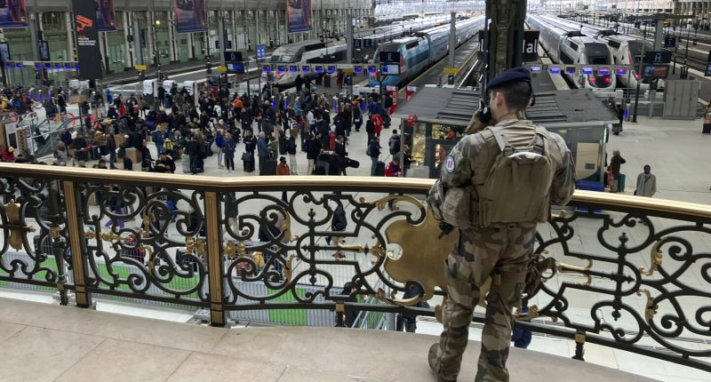 Paris knife attack: Three injured at the Gare de Lyon train station