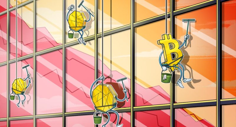 Bitcoin sees 3% correction as GBTC investors dump nearly $600M