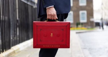 Jeremy Hunt lines up personal tax cuts for the Budget