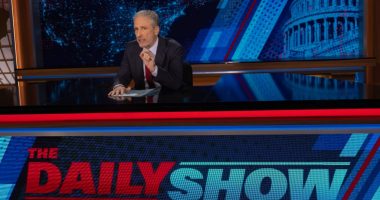 Jon Stewart Jabs 'Shark Tank' Judge Kevin O'Leary Over Trump Fraud Comments