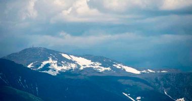 New Hampshire hiker rescued after falling, hitting head and losing shoe on Mount Washington