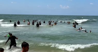 Palestinian man drowns attempting to collect aid from sea in Gaza | Gaza