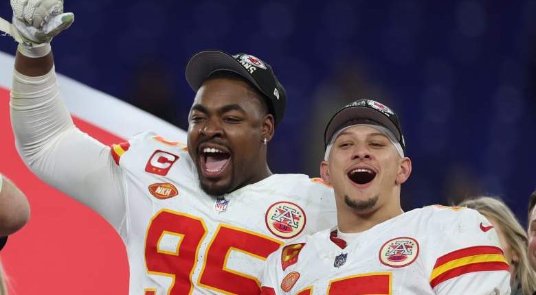 Patrick Mahomes reacted to Chris Jones new contract extension with Chiefs.