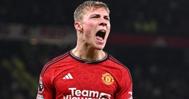 Rasmus Hojlund admits he was 'bothered' by criticism during Man United goal drought in the Premier League... and claims it was 'great to shut people up' as he accuses critics of jealousy