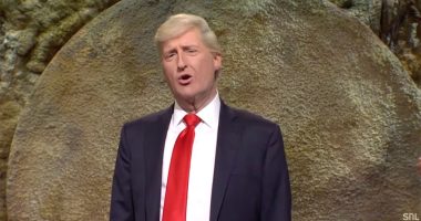 'SNL' Cold Open Mocks Donald Trump's Bible Venture