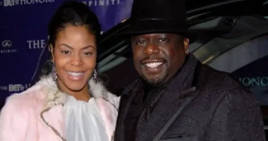A photo of Cedric The Entertainer with his Wife Lorna Wells