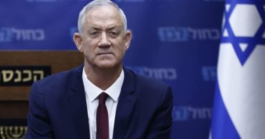 Benny Gantz calls for early elections in Israel