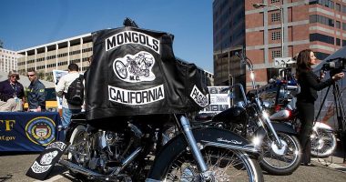 CA sheriff's deputy accused of living double life with notorious biker gang: Report