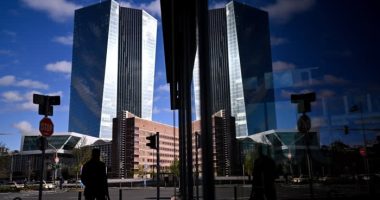 European Central Bank holds interest rates at 4% in contested decision