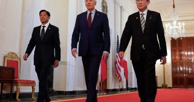 Japan, Philippines, US rebuke China over ‘dangerous’ South China Sea moves | Politics News