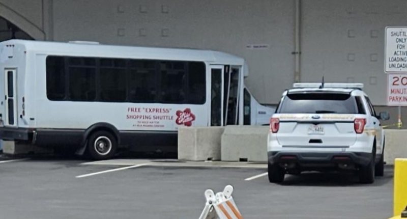 Shuttle bus plows into group near Honolulu pier leaving 1 dead