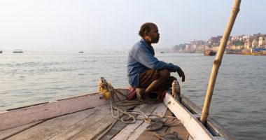 ‘Children of the Ganges’ – The mallah community of India’s Varanasi | Workers' Rights