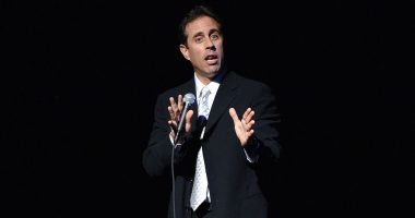 Anti-Israel protesters walk out on Jerry Seinfeld's Duke University commencement speech, boo Jewish comedian, wave Palestinian flags