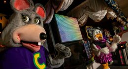 Iconic animatronic Chuck E. Cheese band is breaking up nationwide
