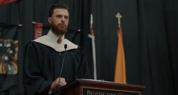 Kansas City Chiefs star kicker goes scorched-earth in anti-PC graduation speech: 'Truth is in the minority'