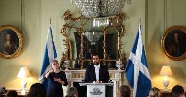 Scottish government survives confidence vote after Hamza Yousaf quits | Politics News
