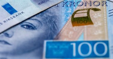 Sweden cuts interest rates as Europe diverges from Fed