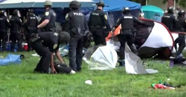 University of Virginia camp dismantled and protesters arrested | Newsfeed