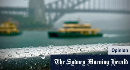 Why does Sydney transport struggle when it rains?