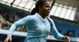 Bunny Shaw from Manchester City wins Player of the Year at Women's Football Awards, along with Lioness players Mary Earps and Georgia Stanway who also receive awards at a glamorous event in London.