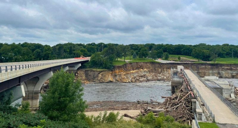 Minneapolis bridge on verge of collapsing following torrential rain, flooding