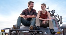 Glen Powell and Daisy Edgar-Jones in