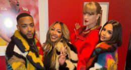 Taylor Swift, Chariah Gordon and Sheawna Kiara Hang Out at NFL Game