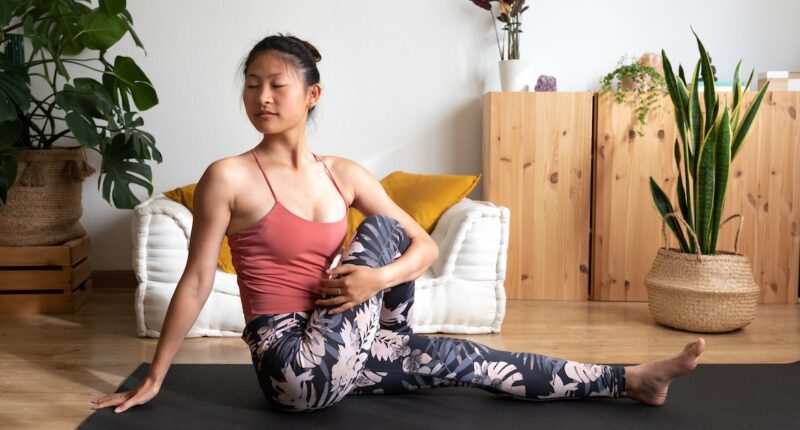 A 5-Minute Yoga-Inspired Recovery Workout | Well+Good