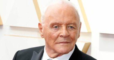 Anthony Hopkins Celebrates 49th Sober Anniversary