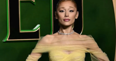 Ariana Grande Shares Rare Wicked Backstage Photos Including Brunette Glinda