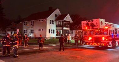 Cleveland firefighters rescue infant, 3 others from Old Brooklyn duplex fire