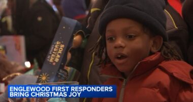 Englewood First Responders, Mr. Dad's Father's Club, Jack and Jill partner up to give thousands of toys to families in need