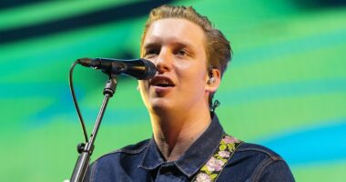 George Ezra is a dad! Budapest singer becomes a father for the first time as he is seen taking his new baby to the supermarket