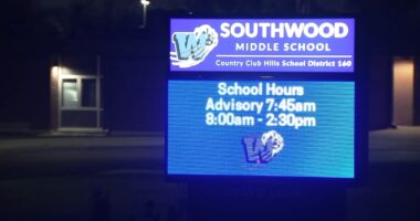 Heating problems at Southwood Middle School, Meadowview Intermediate School in Country Club Hills have parents keeping kids home