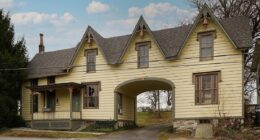 Historic four-bedroom home hits the market for $200k... but there's a creepy catch