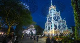 Italian artisans make around 100K bulbs for the signature light display at Singapore's Christmas Wonderland