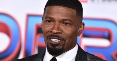 Jamie Foxx gets stitches after a glass is thrown at him during dinner in Beverly Hills