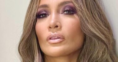 Jennifer Lopez Admits To 'Struggling As A Woman In Relationships'