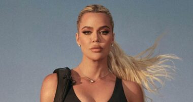 Khloé Kardashian Ditched Therapy For The Gym After Therapist 'Disclosed' Her Private Info To A Tabloid