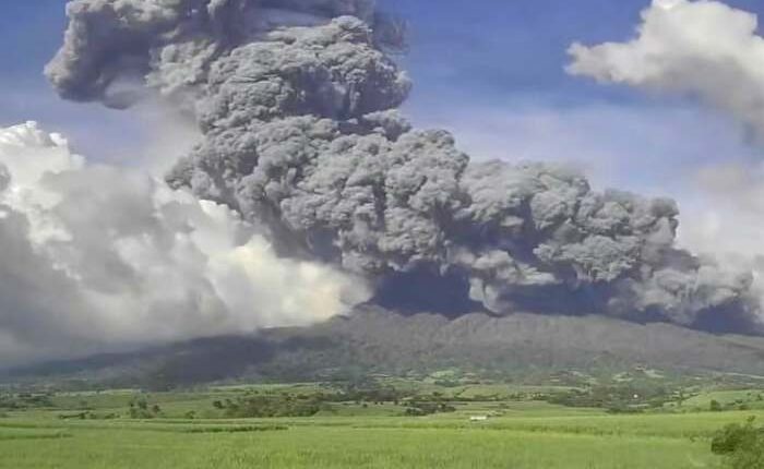 Mass evacuation of Philippine villages underway after a brief but major volcanic eruption