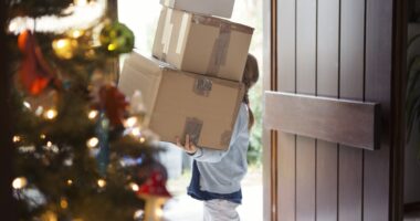 Millions of Brits risk injury over Christmas with festive packaging wreaking havoc in homes, research finds