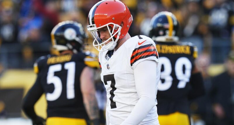 Missed kicks and missed chances: Cleveland Browns fall to Pittsburgh Steelers 27-14 for 10th loss of season