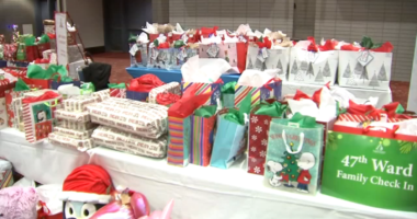 More than 2,000 kids receive gifts at annual Christmas in the Wards event at McCormick Place, Chicago