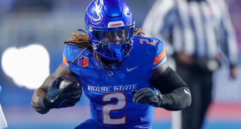 No. 10 Boise State grabs CFP spot, beating No. 19 UNLV 21-7 in Mountain West championship