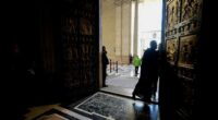 Pilgrims traverse Vatican Holy Door as Christmas marks the start of the 2025 Holy Year