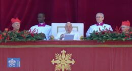 Pope Francis addresses Ukraine, Middle East in Christmas Day message: 'May the sound of weapons be silenced'