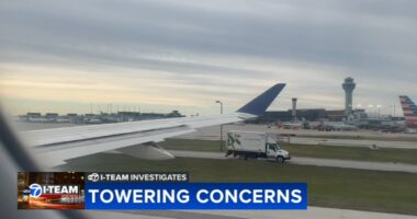 Towering concerns arise regarding Aurora air traffic control center staffing, effect on travel at Chicago airports after hearing