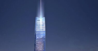 Towering plan for US’s tallest skyscraper could SHRINK after airport says bid for ‘unlimited height’ is ‘safety risk’