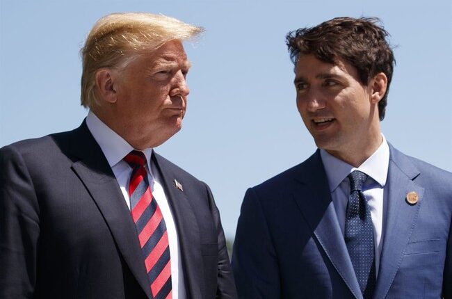 Trudeau Troll: Young Boy Is the Hit of the Night As He Photobombs Mar-a-Lago Summit